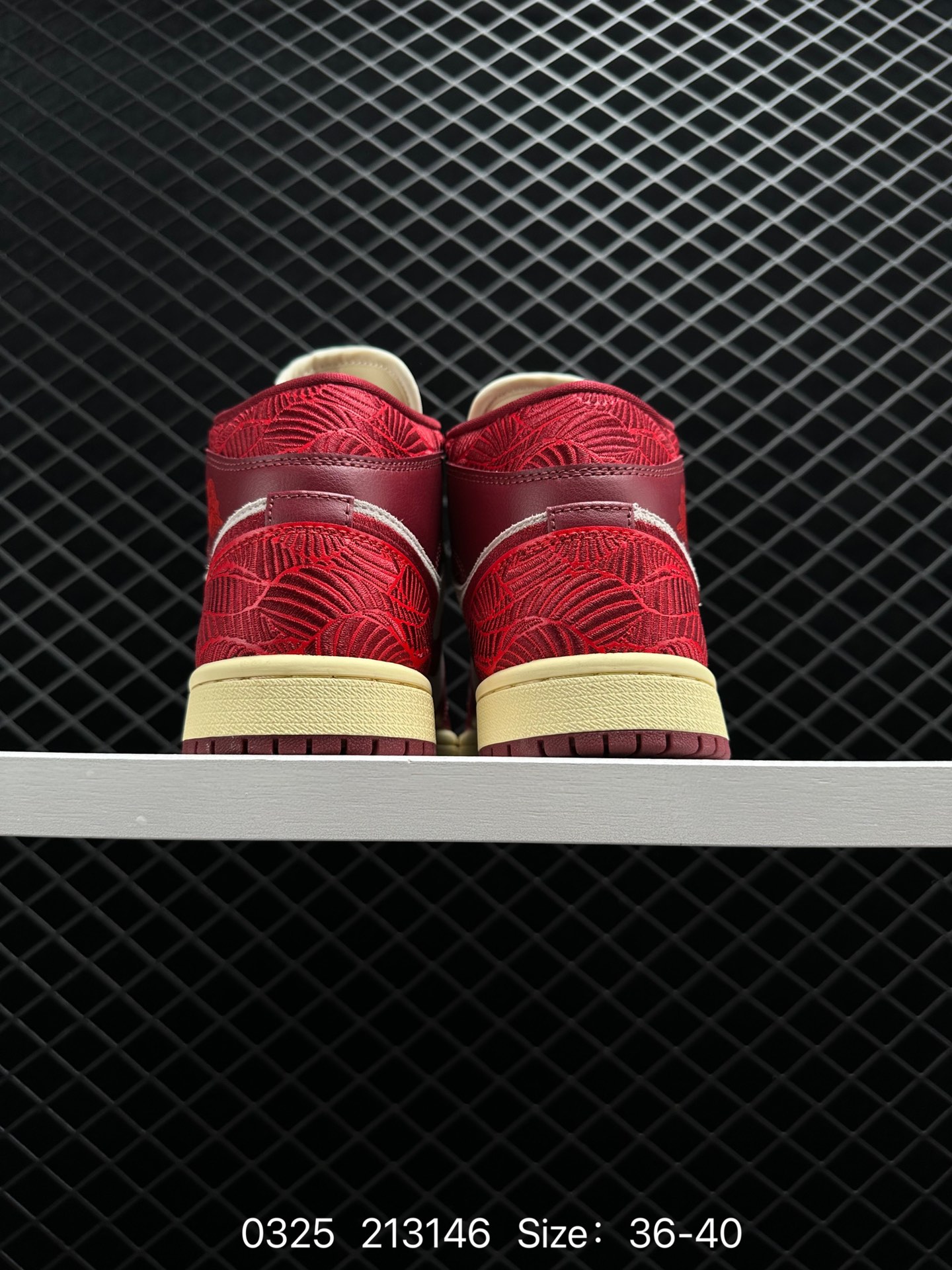 Air Jordan 1 Mid  AJ1